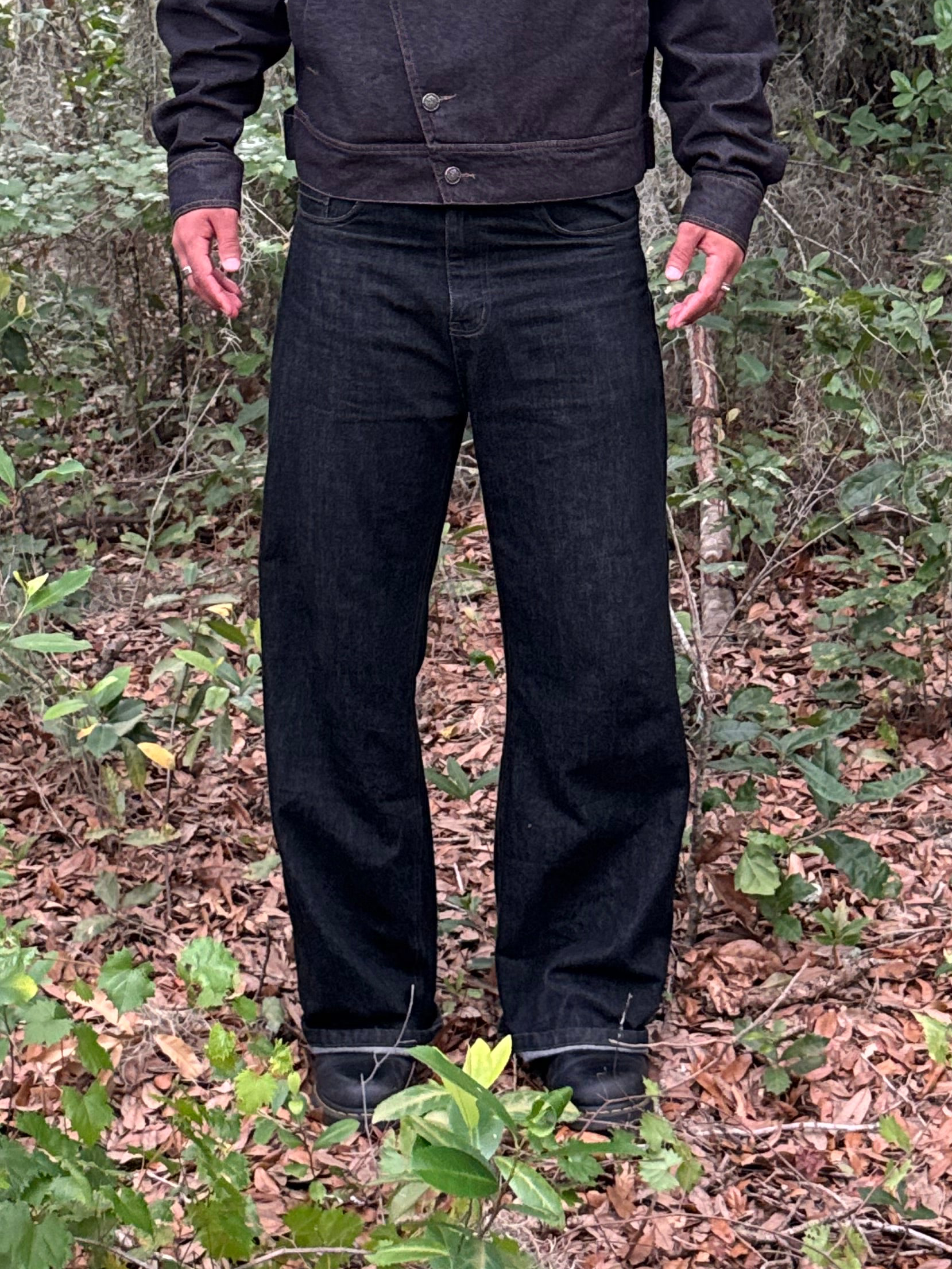 “Shefu” Black Jeans